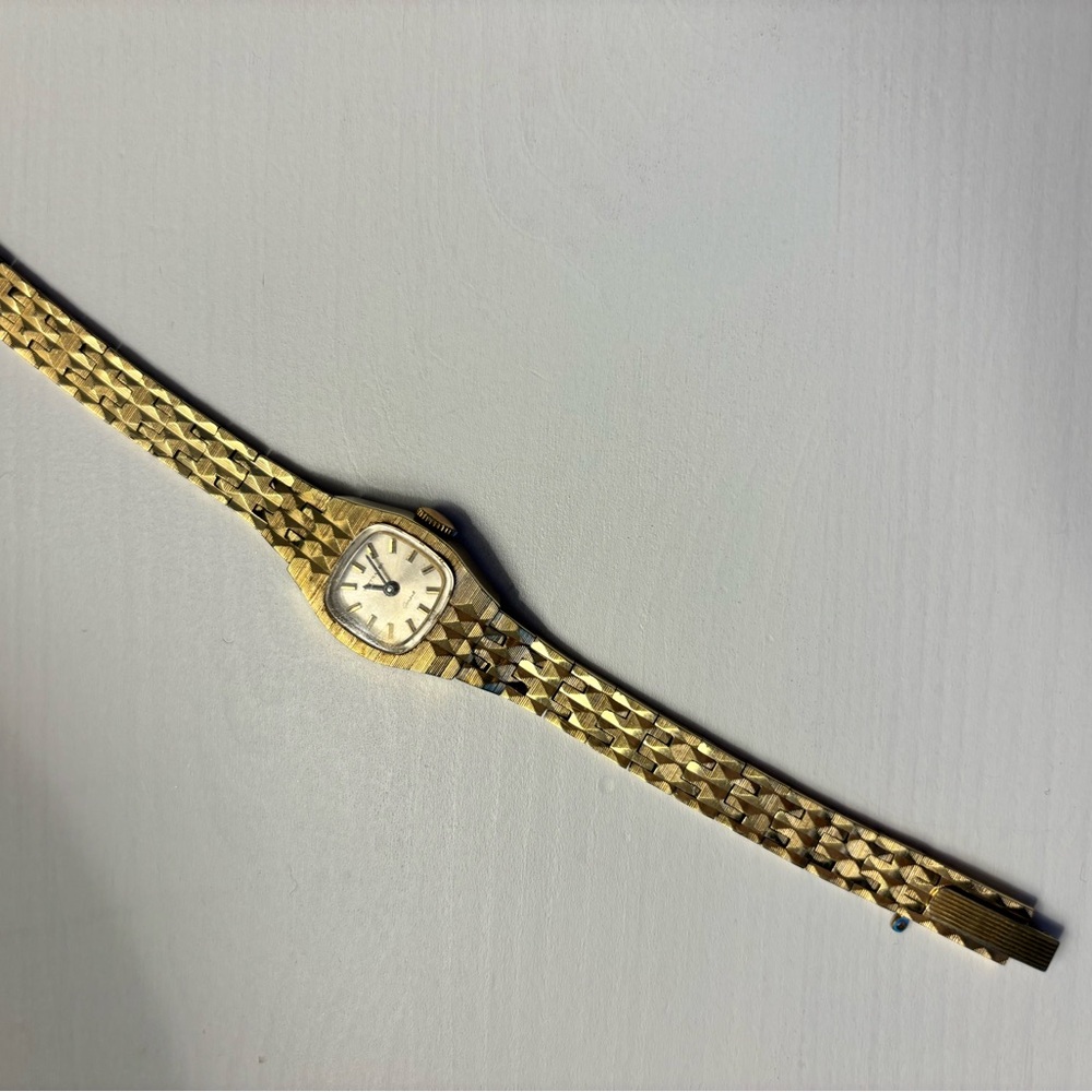 Antique Wittnauer Vintage Gold Wind-up Analog Women's Watch
